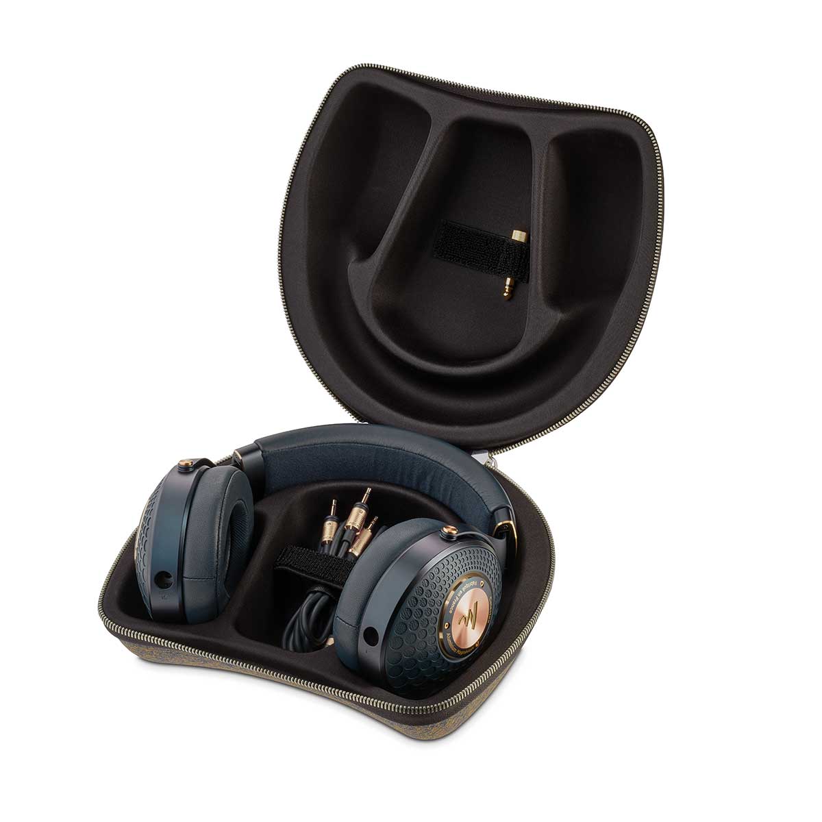 Focal Celestee Closed-Back Headphones - Image 8