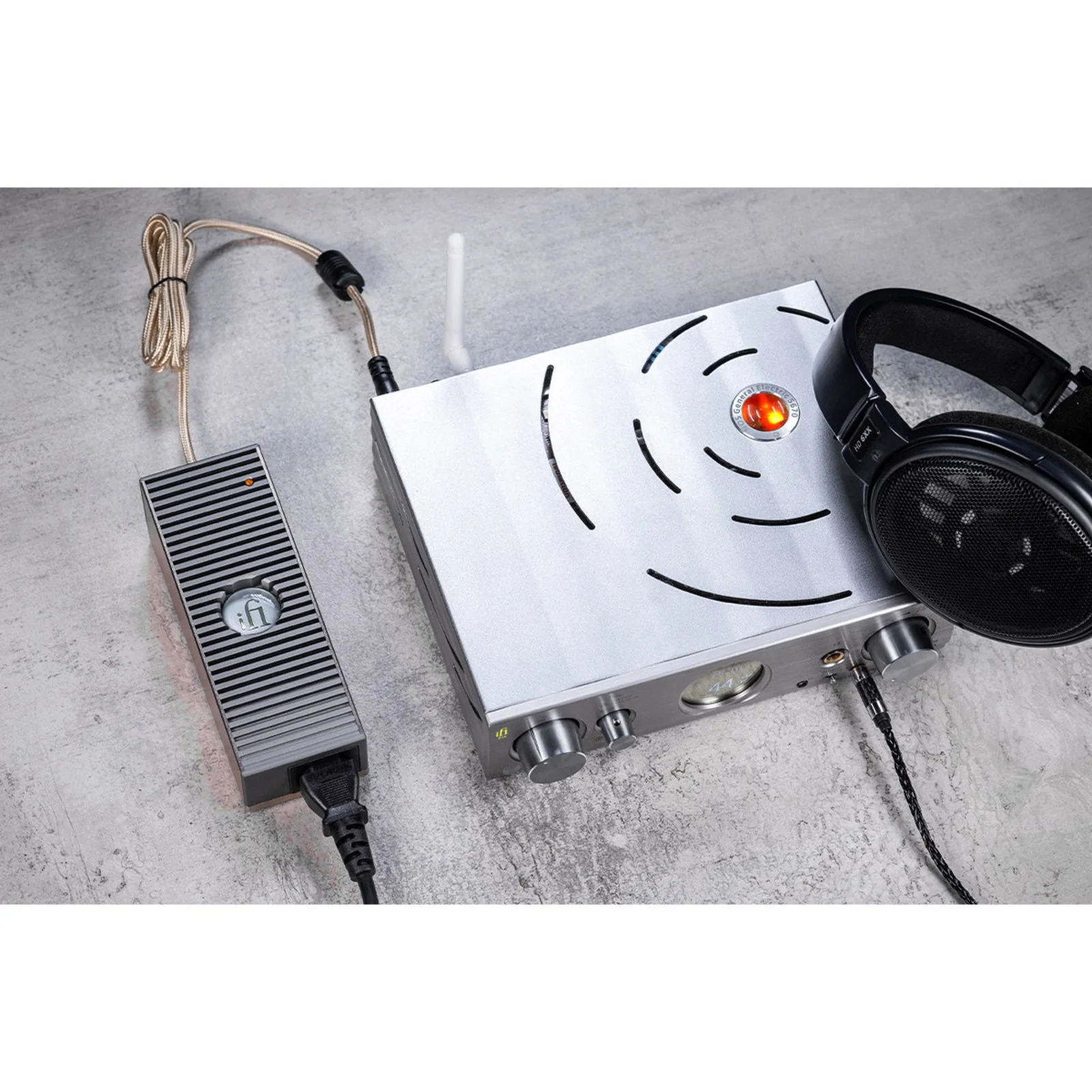iFi Audio iPower Elite Active Noise Canceling Power Supply - Image 16