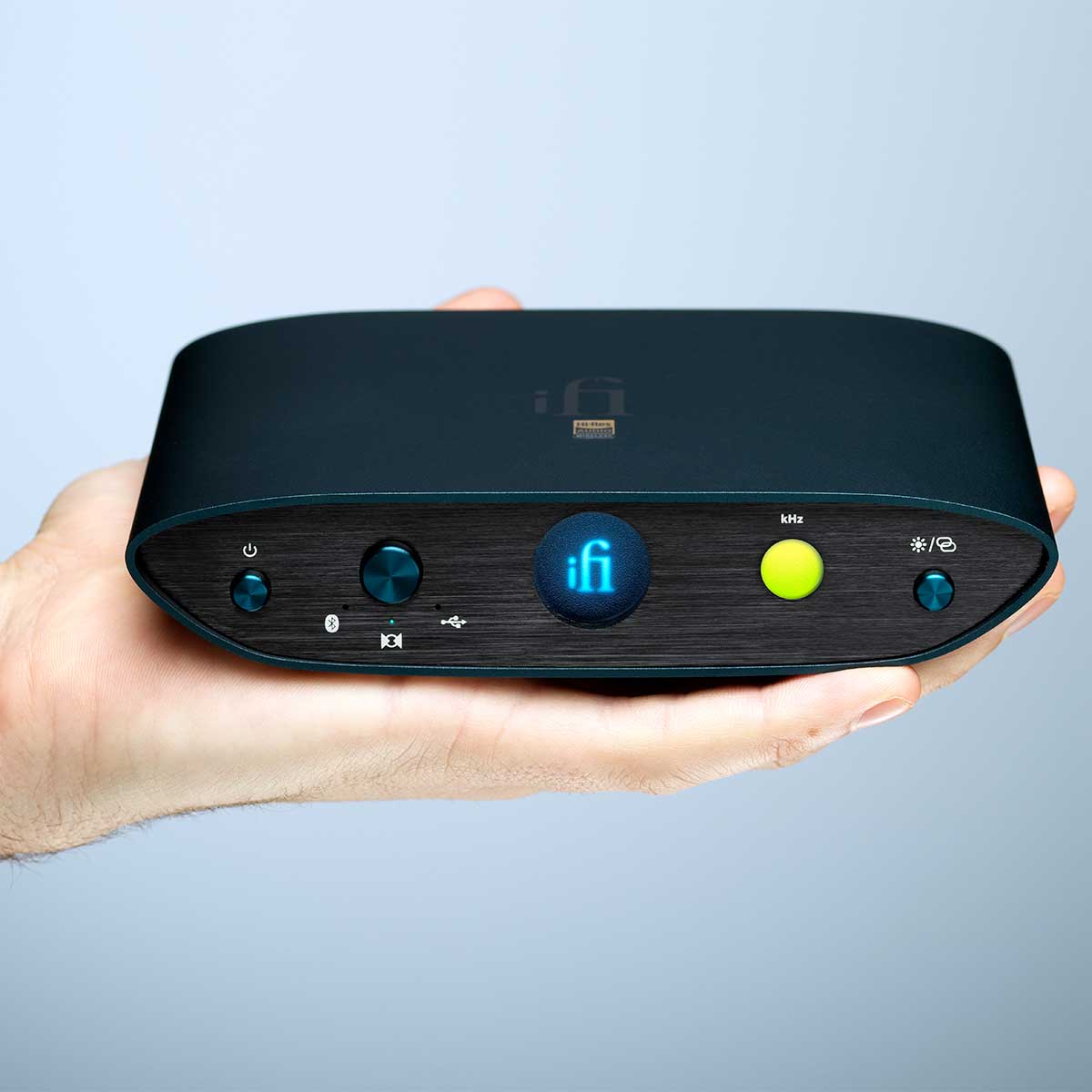 iFi Audio Zen One Signature Desktop USB DAC and Bluetooth® Receiver - Image 9