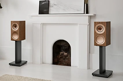 KEF R3 Meta Bookshelf Speakers - Pair - Image 12