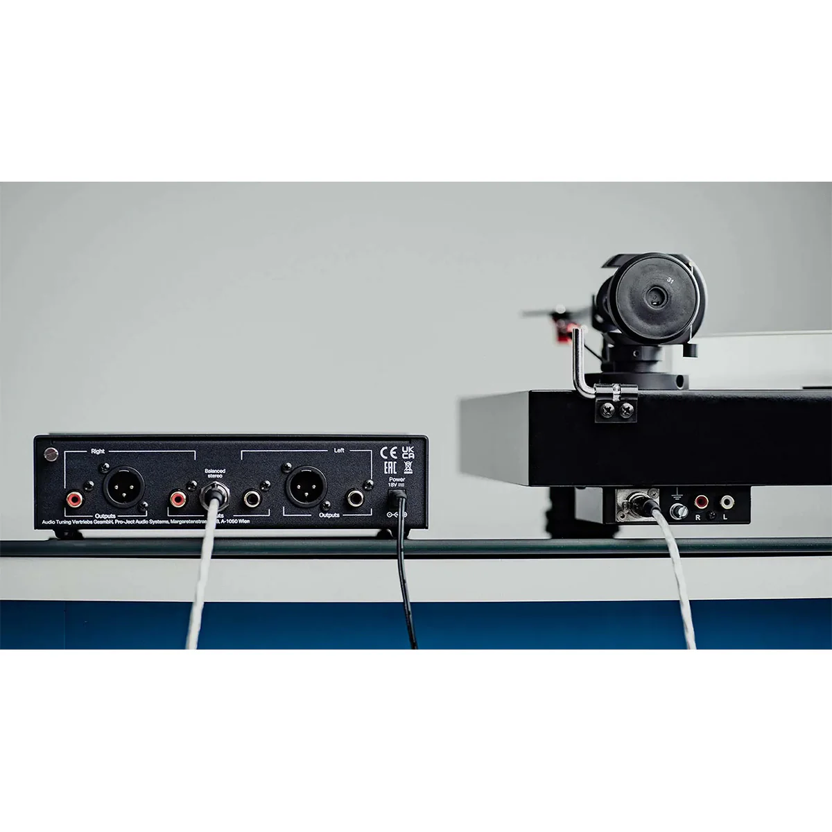 Pro-Ject Connect It Phono E Mini XLR to Mini XLR - Image 3