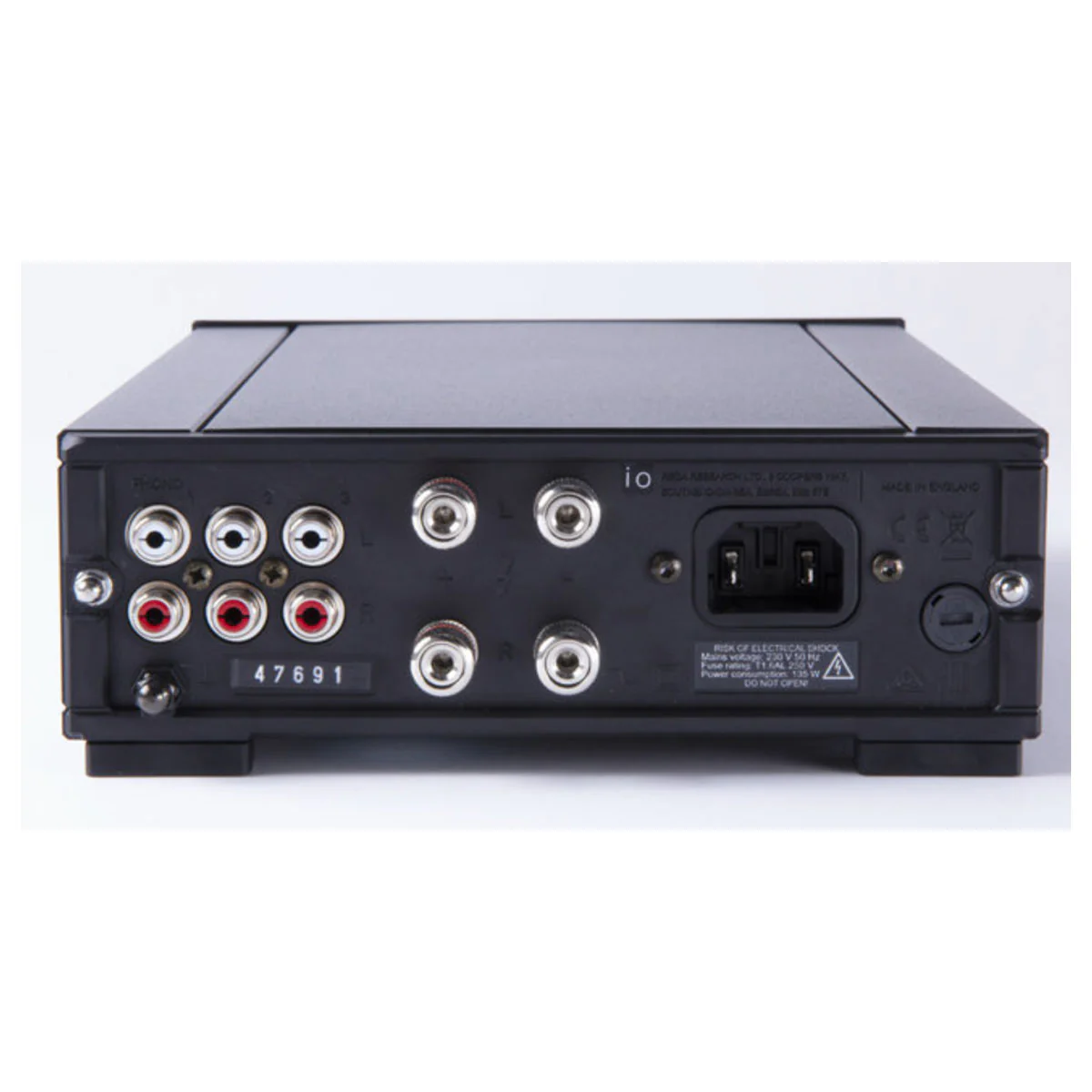 Rega IO Integrated Amplifier - Image 4