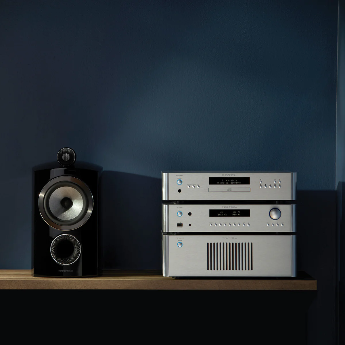 Rotel RC-1572 Stereo Preamplifier - Image 6