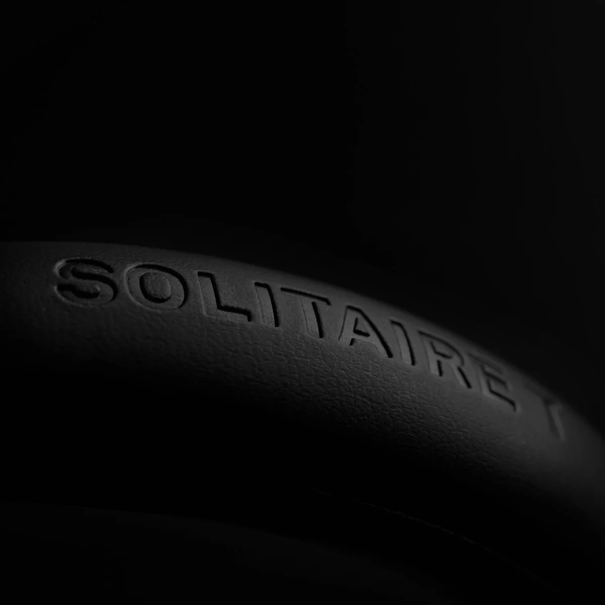 T+A Solitaire T High-Performance Closed-Back Dynamic Headphones - Image 11